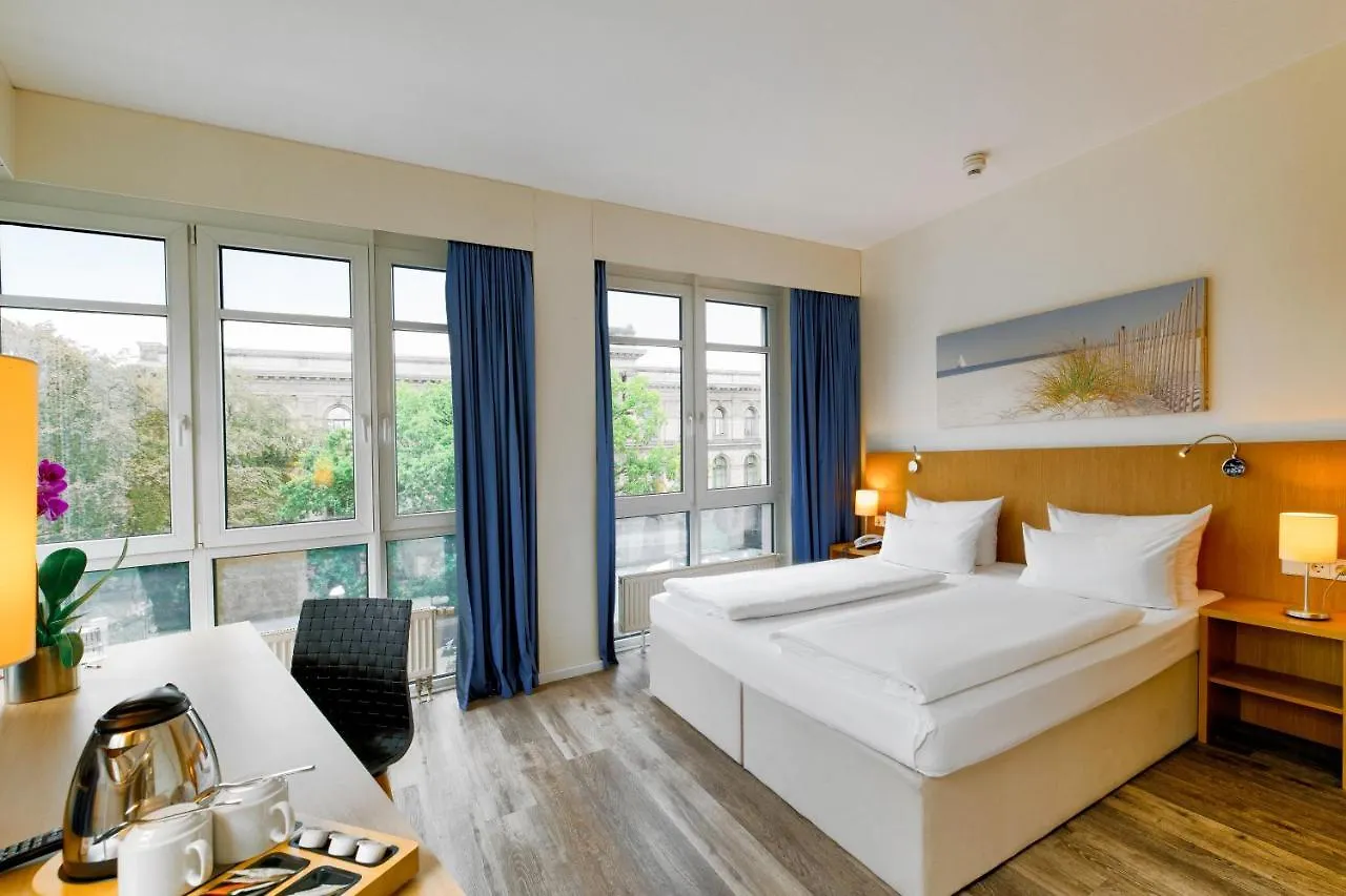 Hotel Berlin Mitte By Campanile